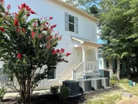 Near Biloxi Beach & One Block to Casinos with a Balcony! Biloxi Romance -1Br/1BA