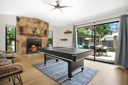 Welcome to our gorgeous remodelled home! Near Anna Maria and Bradenton beach.