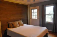 Spacious Lake Escape Near Conley Bottom