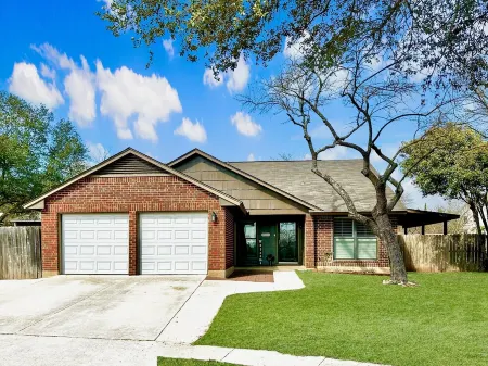 Happy little get away with pool and hot tub