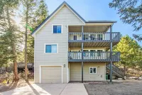 Red Rocks Retreat ~ Hot Tub, Game Room, Serenity