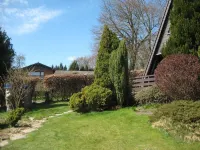 Wild house, cozy wooden house, 850 m² fenced for your dog.