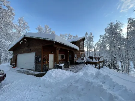 The Rusty Salmon Lake House with Deck, Dock, Canoe and Kayaks