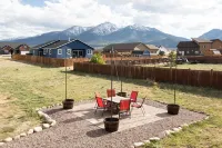 Mountain Sunflower 4 Kings Spacious ideal for Wedding Groups Couples & Families