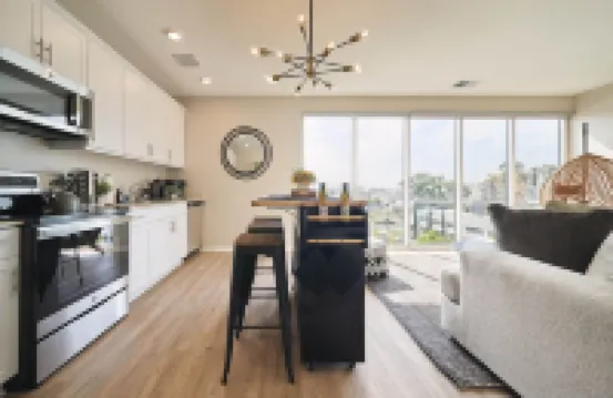 NEW Organic Modern Luxury Oasis - Close to everything!