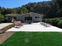 Direct Lake Front Paradise Cove #1 In Reviews - Beach - Launch - Traeger Smoker