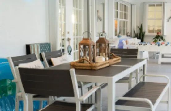 Villa in Miami with Heated Pool & Salt System