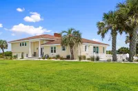 4000 sq. ft. Historic Hilltop Home/Panoramic Ocean & Sound View/Event Friendly
