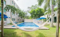 Holiday Inn Express 帕拉伊索DOS的博卡斯 by IHG - 游泳池