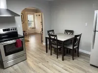 Hidden Gem-10 minutes to DT Chatt! Perfect for teleworkers, small families, etc.