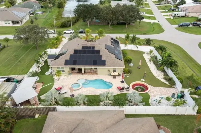 Resort Style Home 5 min. from shopping and restaurants, 10 min. to local beaches