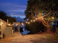 Stuart - Waterfront home on Manatee Pocket with boat slips available Hotels in Port Salerno