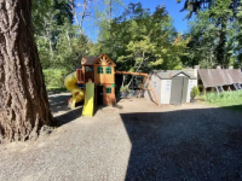 Nice get away lake retreat vacation spot Hotels in Federal Way