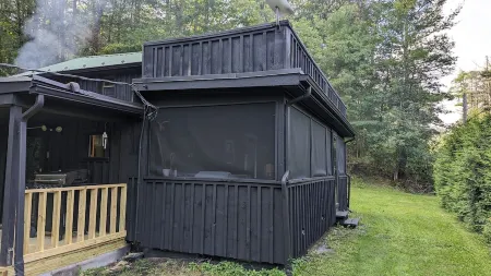 Close to Penn State & Whipple's Dam - Pet Friendly!