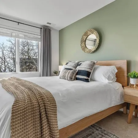 Designer Home w/ Incredible Views, Sleeps 16