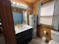 Cozy Cabin center of Bourbon Trail, Near Bardstown, beautiful country views