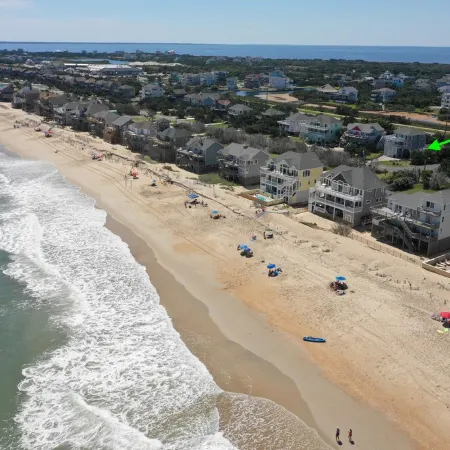 Private HGTV Inspired Beach Cottage Gorgeous 4 BR 2 BA Luxury Semi-Oceanfront