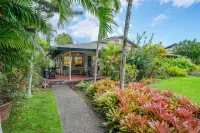 Ground Level Condo Near the Pool!