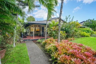 Ground Level Condo Near the Pool! Hotels near Anini Beach