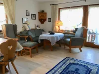 Lenzkirch - very cozy apartment - south-facing balcony - centrally in a quiet side street Hotels in Lenzkirch