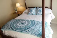 Spacious Retreat with Outdoor Firepit & Large Deck Hotels in Robertson