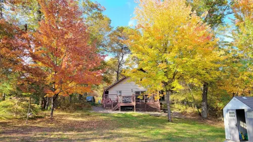 Cabin on a private lake near ATV trails