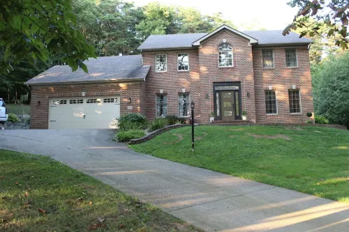 Family friendly lodge located in the Hocking Hills