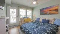 BeachBlockSeaEscape🌅See Beach Block Paradise VRBO# 2963230 for Reviews~Same Host Hotel a 