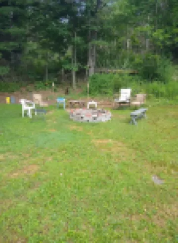 5 minutes from original Woodstock site.