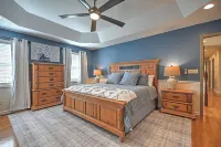 Cozy House On The Hill W/ Hot Tub Hotels near Goose Creek Farm , LLC