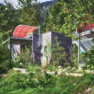 Zugspitz noise 2 | Fantastic living right on the river bank with a view of the Zugspitze Hotel Exterior