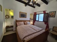 Romantic, historic country house with tropical garden