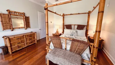 Newly Renovated modern waterfront beachhouse with 9 beds. Sleeps 18 Hotels in Mimo