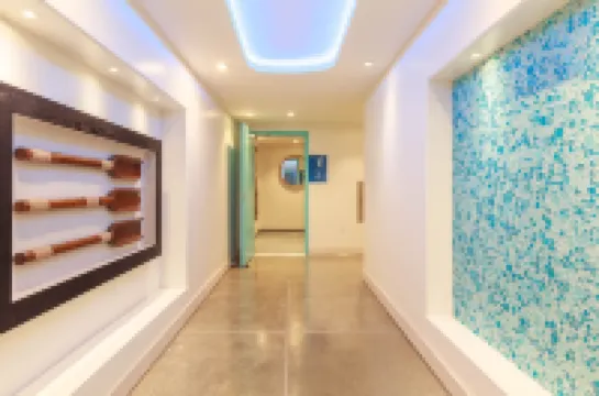 Luxury Beachfront Penthouse near SF (4)