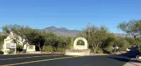 Cozy Adobe Retreat with Stunning Mountain Scenery and Pool access!