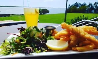 Huskisson Hotel