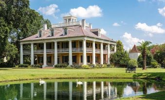 The Inn at Houmas House Estate