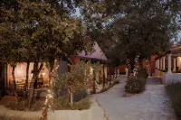 Luz Charming Houses