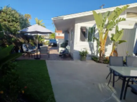 Laguna Home at Shaw's Cove, Ocean View, Quiet Street, Short Walk to Beaches