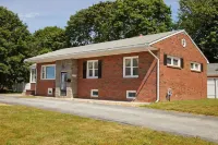 THE CLASSIC OCEAN BEACH HOUSE: 6 QUEEN 1 SOFA BED