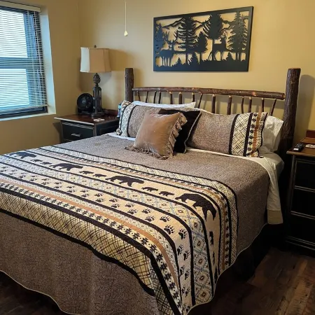 Grandfather Glory. A Luxury Condo With Spectacular View of Grandfather Mountain