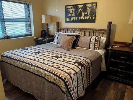 Grandfather Glory. A Luxury Condo With Spectacular View of Grandfather Mountain Отели рядом с достопримечательностью «Колледж Лис-Мак-Рай»