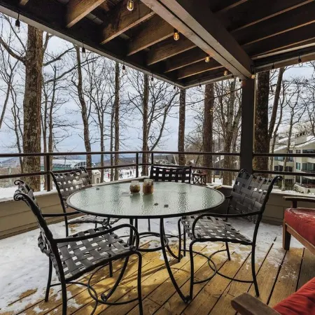 Premiere Two bedroom getaway Slope Side Wintergreen Resort Condo