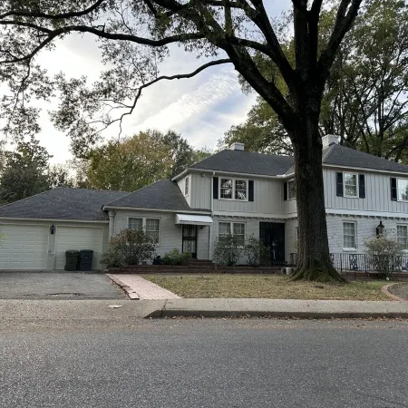 Filmed in Movie-Large Charming Midtown 4000 f²,5 Br,8 Beds,3.5 Bath Sleeps 14