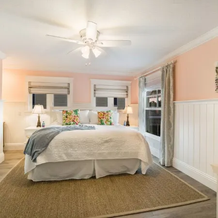 Dragonfly - Southern charm on the North end of Anna Maria Island