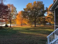 Squirrel Haven Cottage on Lake Norman