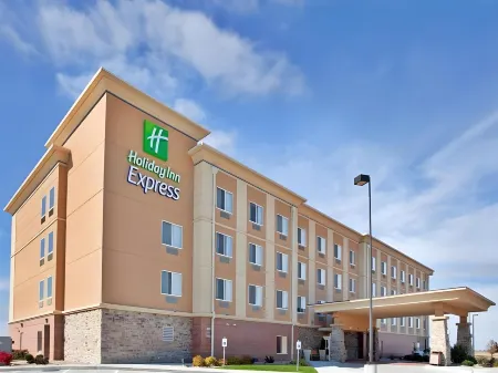 Holiday Inn Express Hastings Отели в г. Adams County