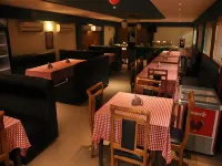 Soorya Beach Resort Hotel di Periyamudaliyar Chavadi