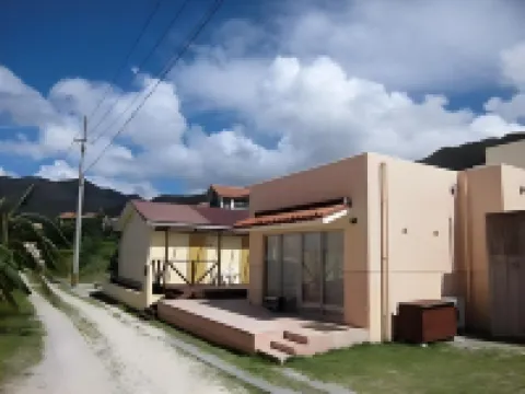 山晴之家遊樂場酒店 鄰近川平灣的酒店