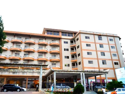 Mensvic Grand Hotel Hotels near Haatso Market Complex